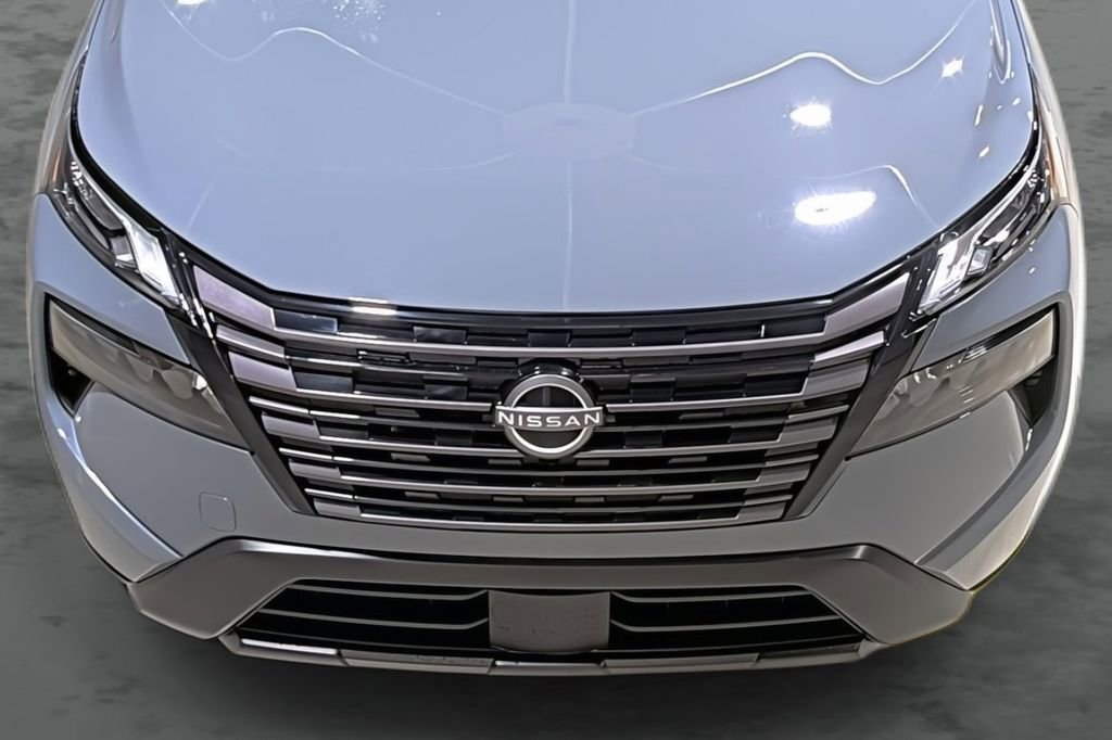 New 2026 Nissan Rogue SV AWD/4WD image 16