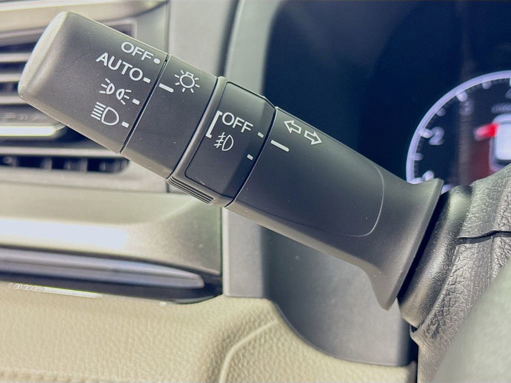 Used 2026 Honda Odyssey Touring image 15