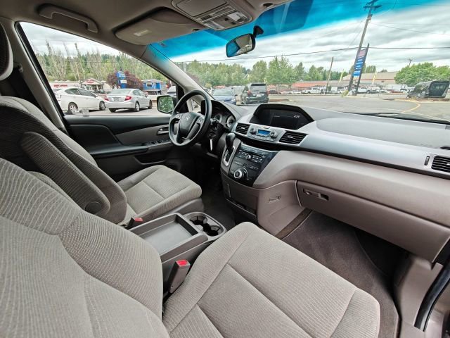 Used 2012 Honda Odyssey EX image 17