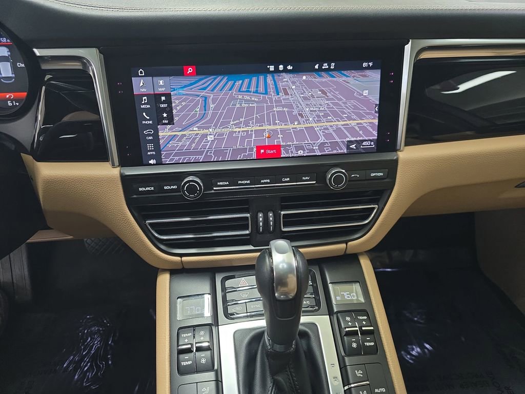 Used 2021 Porsche Macan S image 23