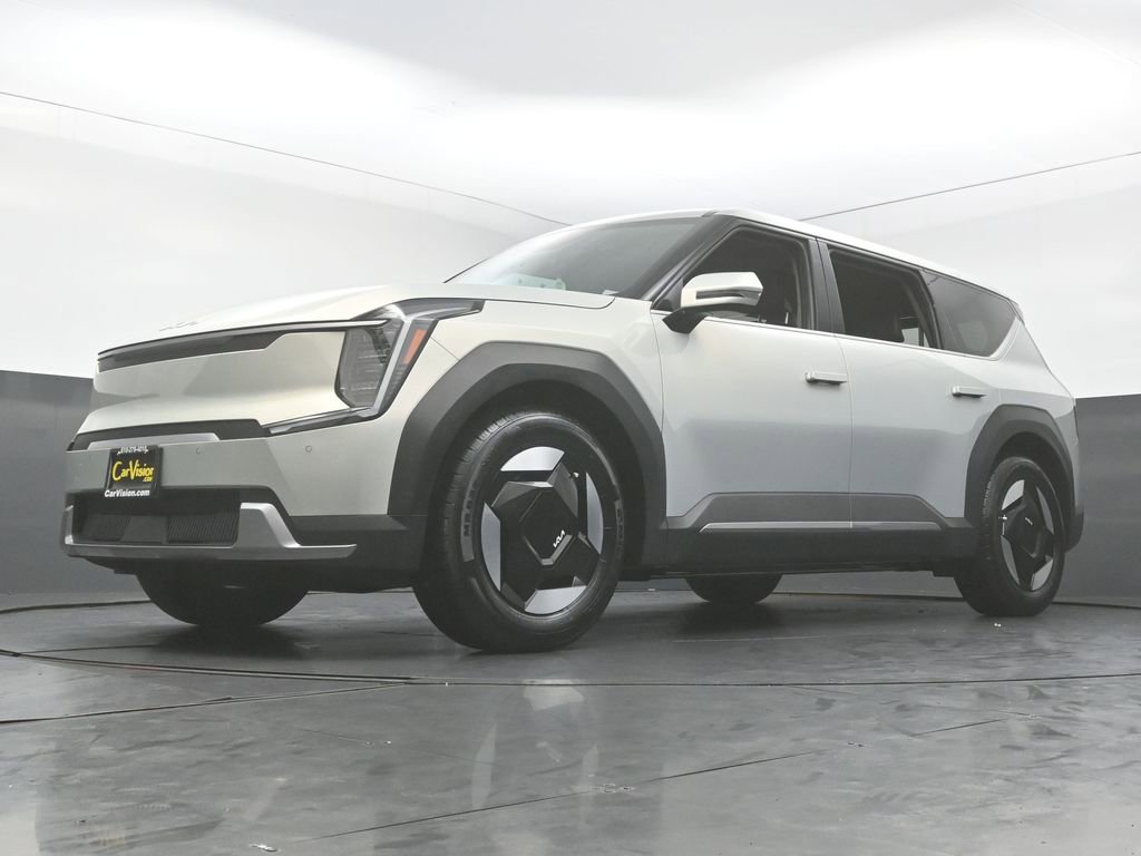 Used 2024 Kia EV9 Light RWD image 53