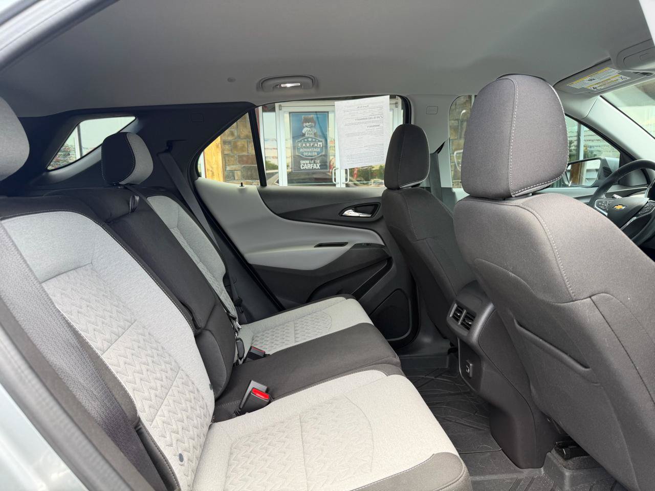 Used 2024 Chevrolet Equinox LT w/ LPO, Floor Liner Package FWD image 20