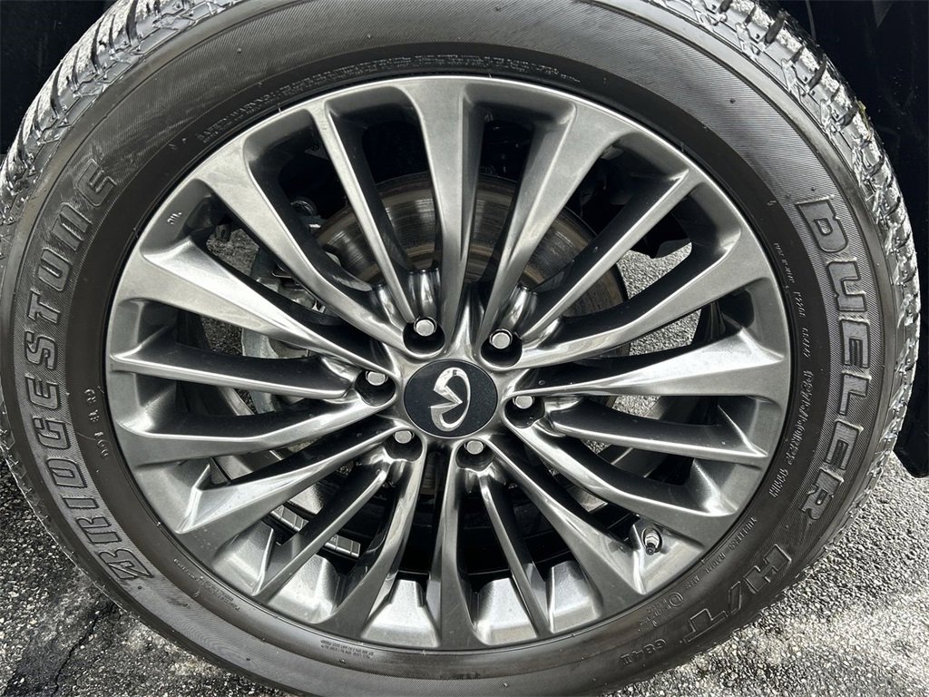 Certified 2024 INFINITI QX80 Sensory image 13