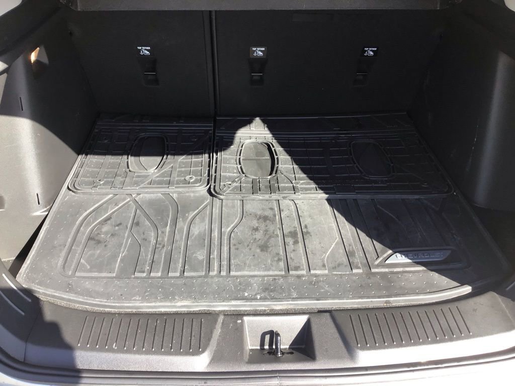 Used 2025 Chevrolet Trax LT w/ LT Convenience Package image 25