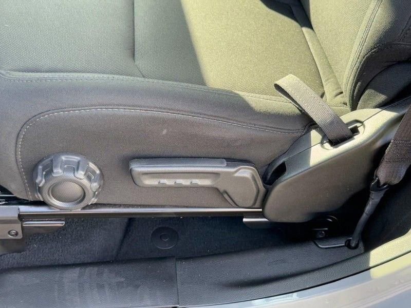 Used 2022 Jeep Wrangler Sport S image 46