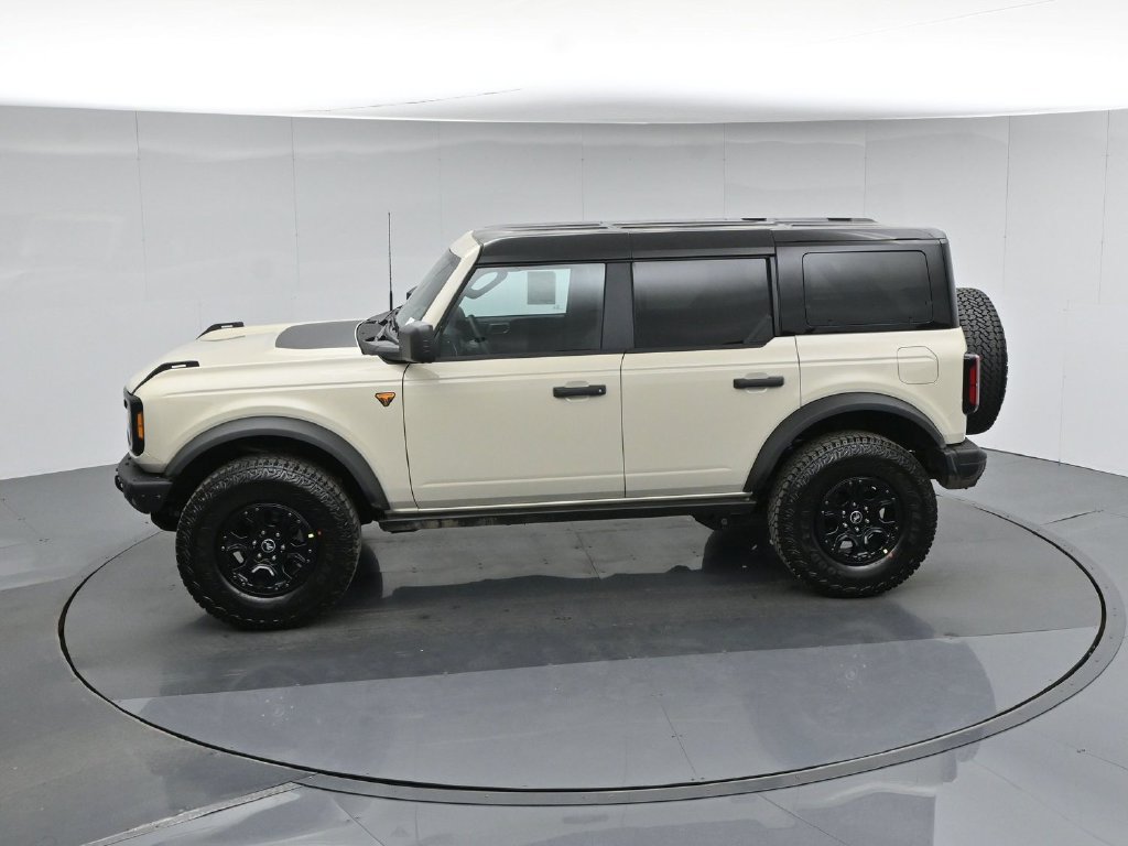 New 2026 Ford Bronco Badlands w/ Wildtrak Package AWD/4WD image 41