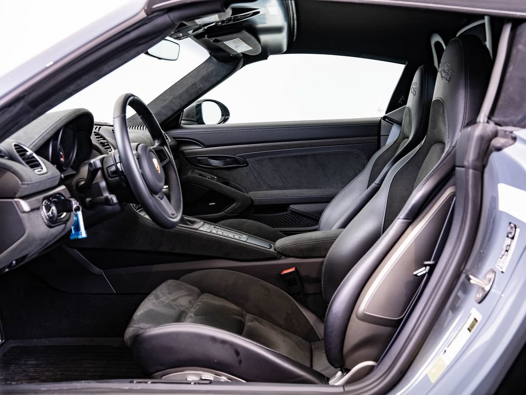 Certified 2024 Porsche 718 Boxster Spyder RS RWD image 5