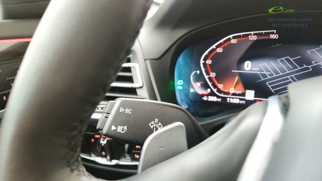 Used 2025 BMW X4 xDrive30i AWD/4WD image 44
