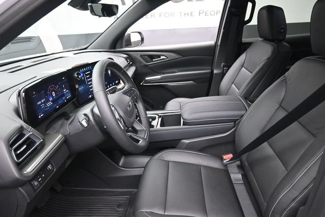 New 2026 Chevrolet Traverse LT w/ Midnight/Sport Edition FWD image 8