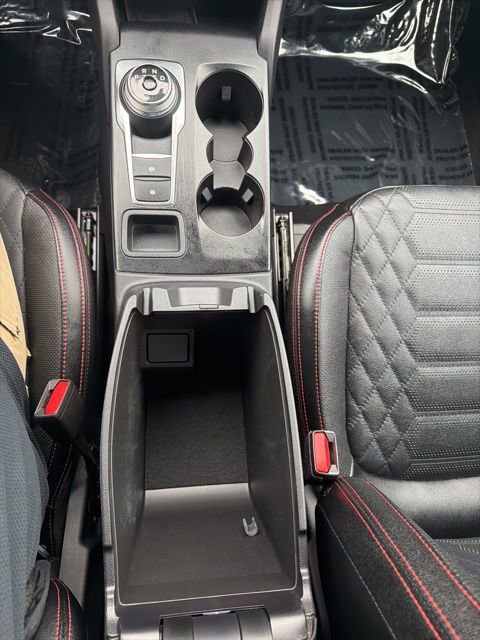 Used 2023 Ford Escape ST-Line Elite w/ Premium Technology Package image 17