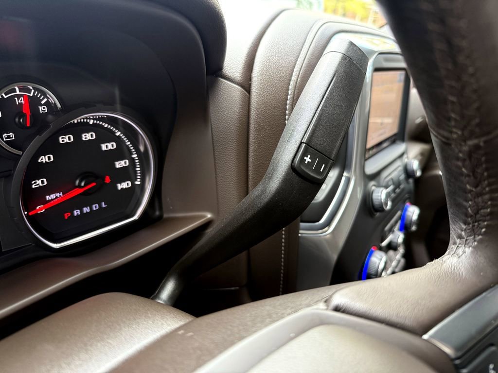 Used 2022 Chevrolet Silverado 1500 LTZ image 28