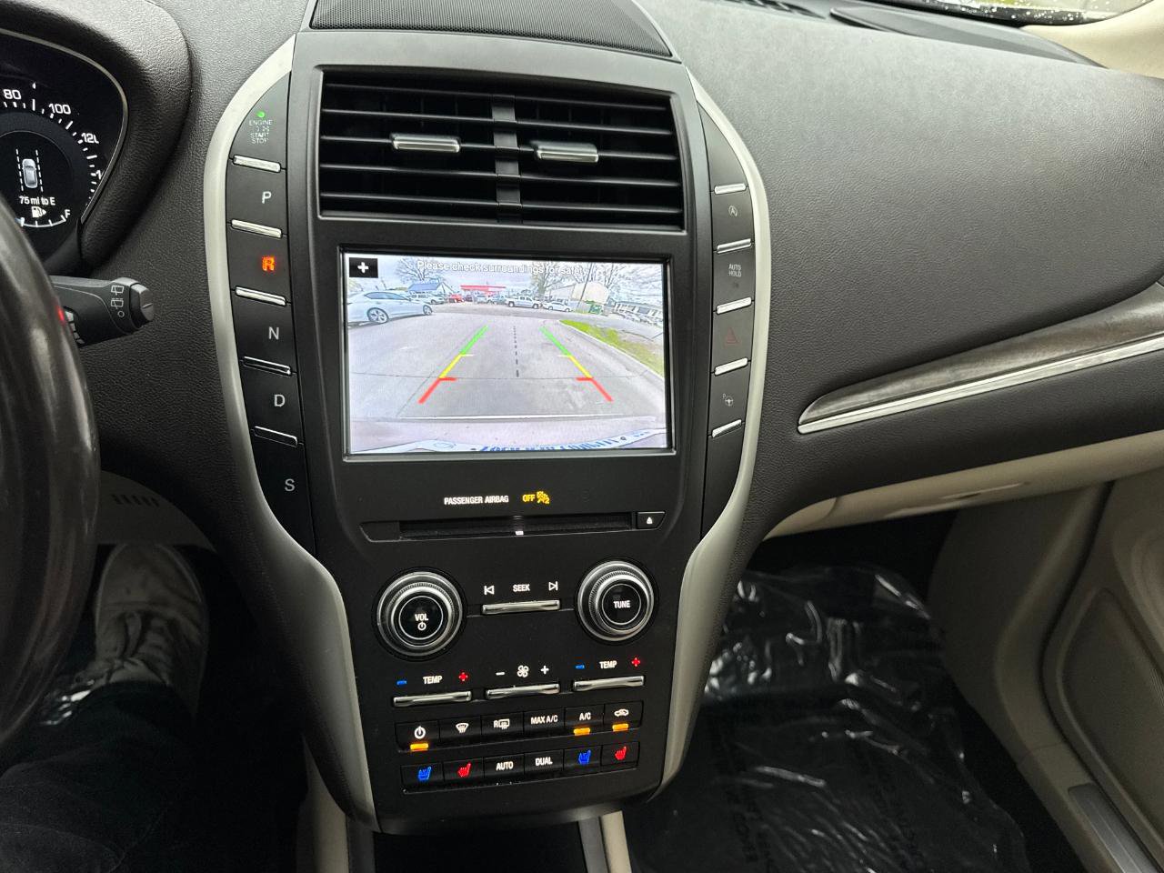 Used 2019 Lincoln MKC Reserve image 21