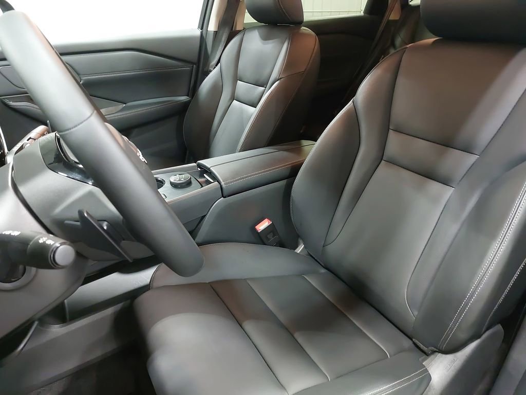 Certified 2025 Nissan Rogue SL image 15