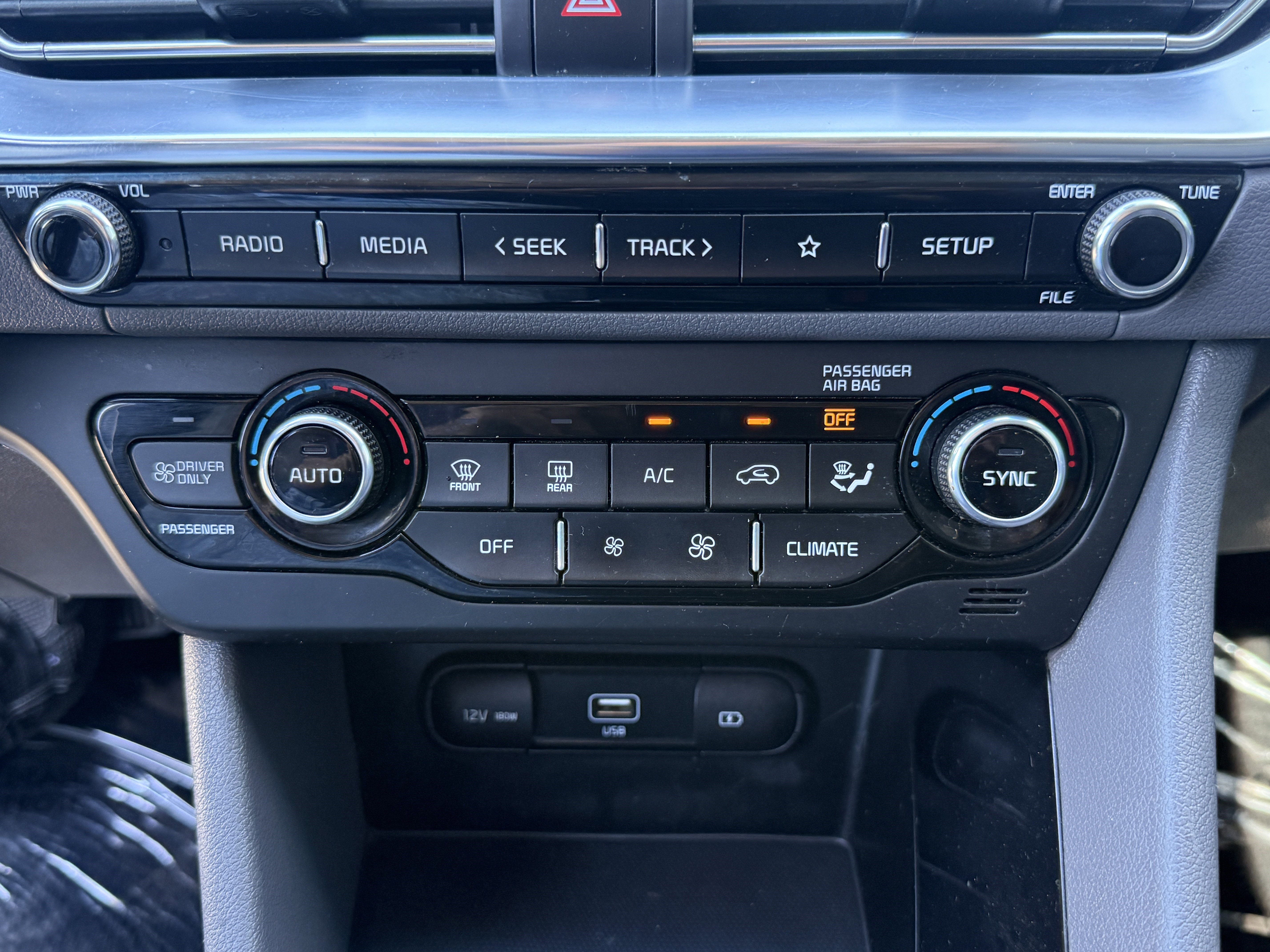 Used 2022 Kia Niro LXS image 23