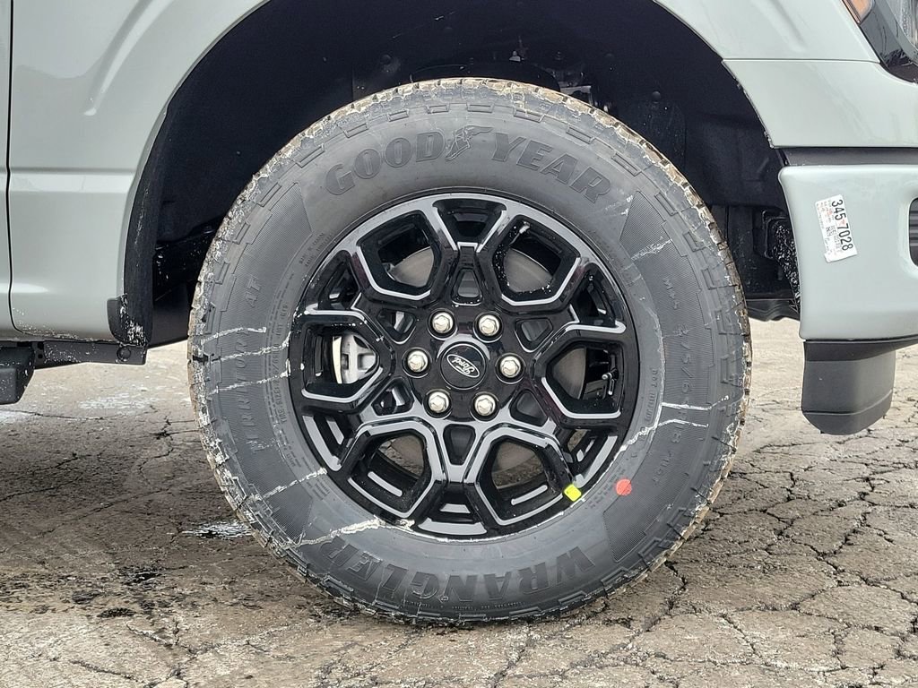 New 2026 Ford F150 XLT w/ Equipment Group 302A MID image 9