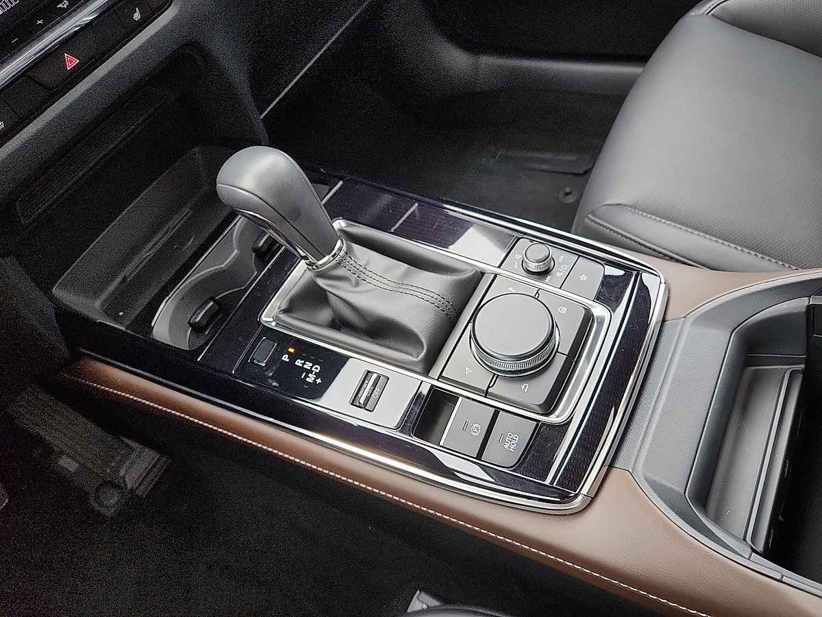 Used 2025 MAZDA CX-30 AWD 2.5 S w/ Premium Package image 12