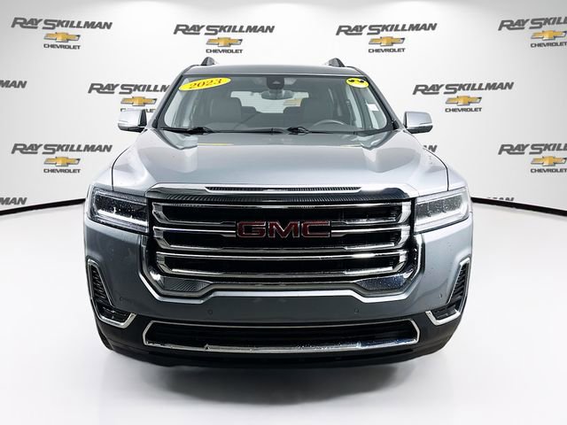 Used 2023 GMC Acadia SLE w/ Driver Convenience Package image 2