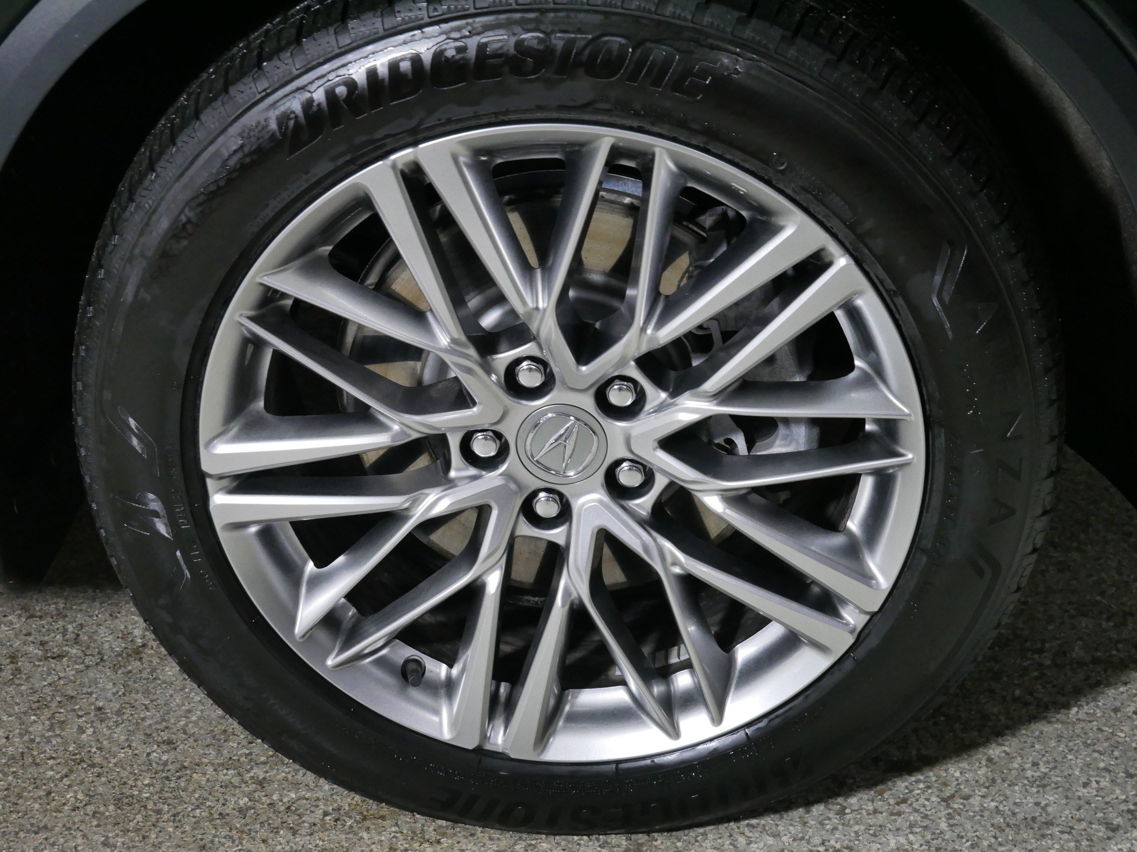 Used 2023 Acura MDX SH-AWD w/ Advance Package image 15