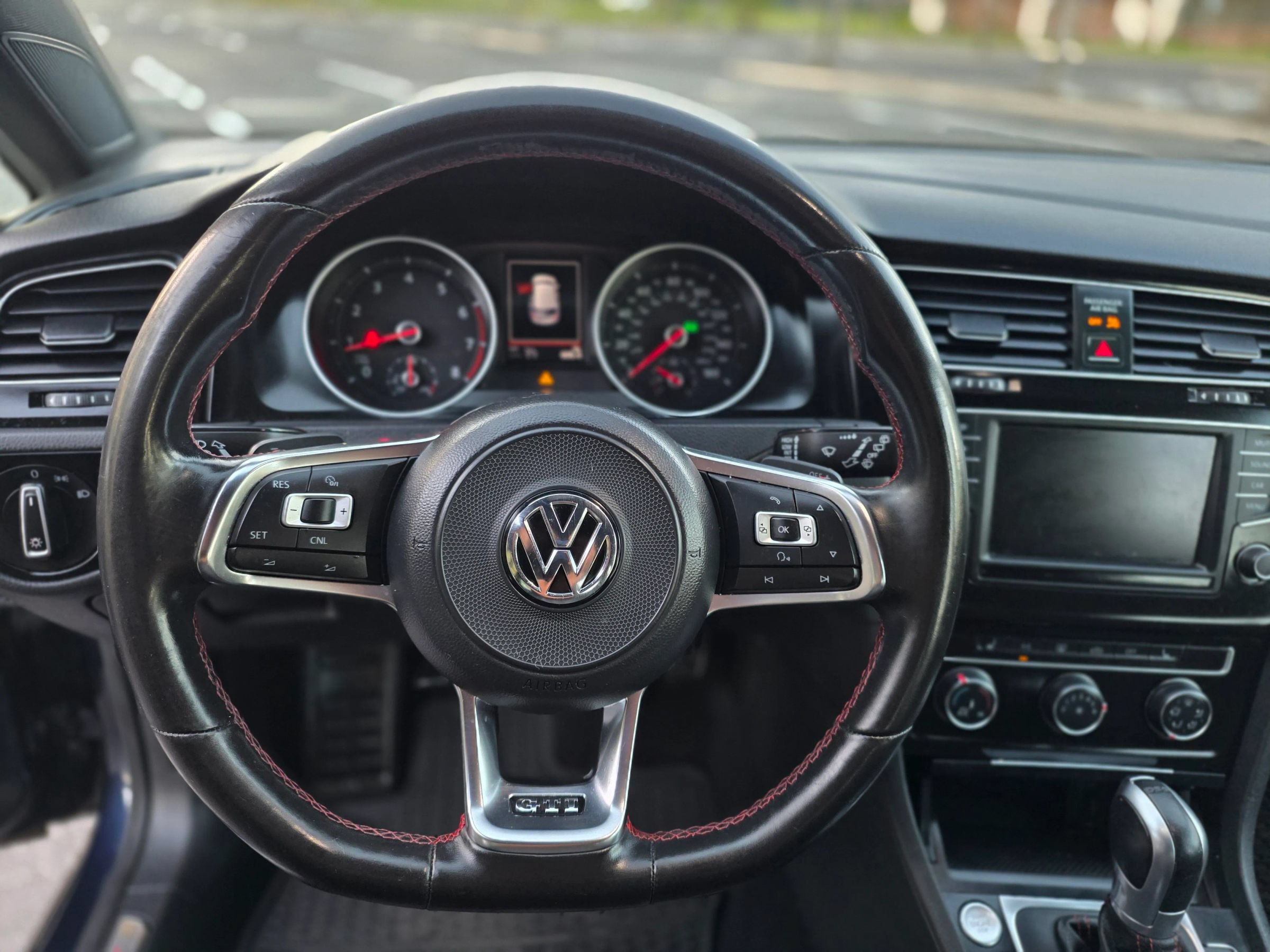 Used 2017 Volkswagen GTI Sport FWD image 21