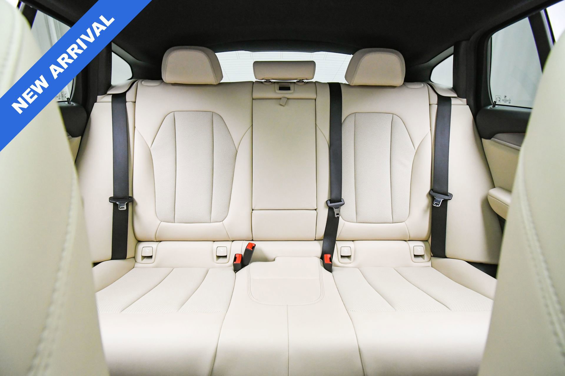 Used 2023 BMW X4 xDrive30i w/ Convenience Package image 18