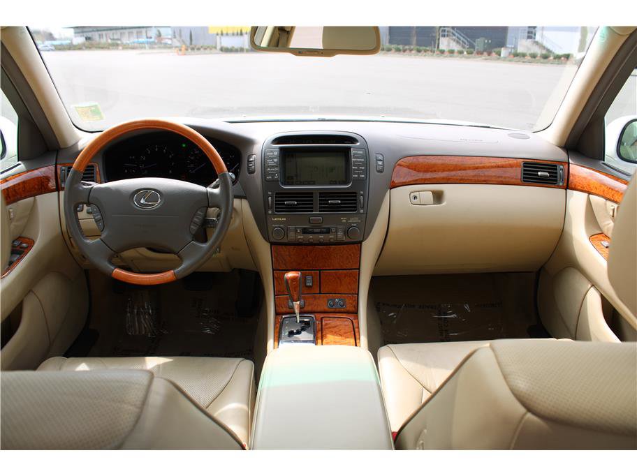 Used 2006 Lexus LS 430 image 10