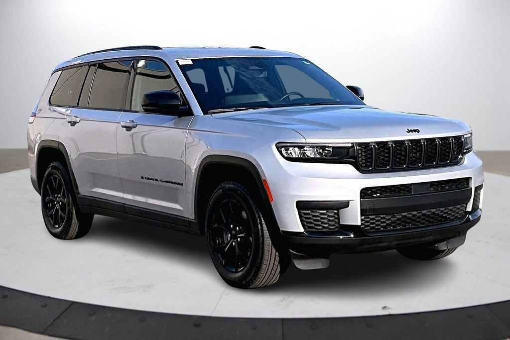 Used 2024 Jeep Grand Cherokee L Laredo
