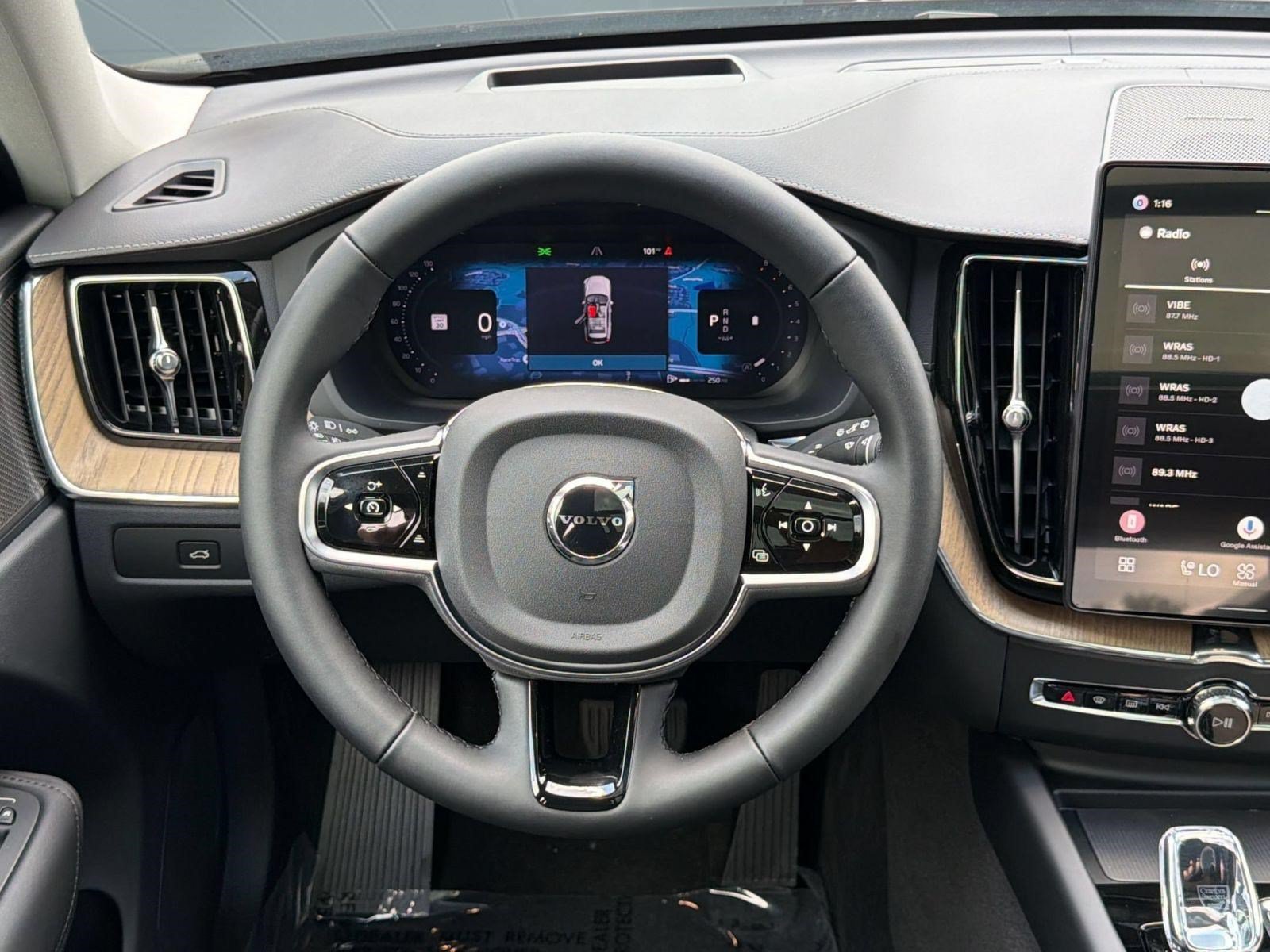New 2026 Volvo XC60 B5 Ultra w/ Climate Package AWD/4WD image 11