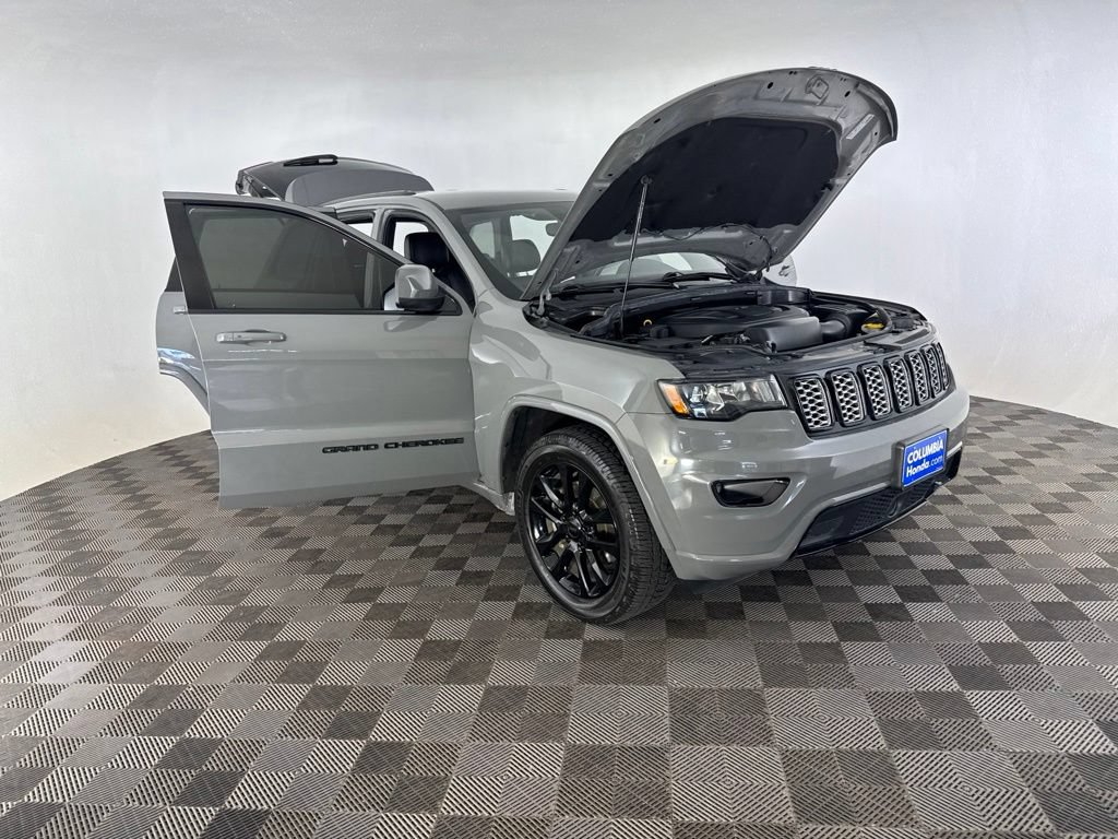 Used 2021 Jeep Grand Cherokee Laredo X AWD/4WD image 13