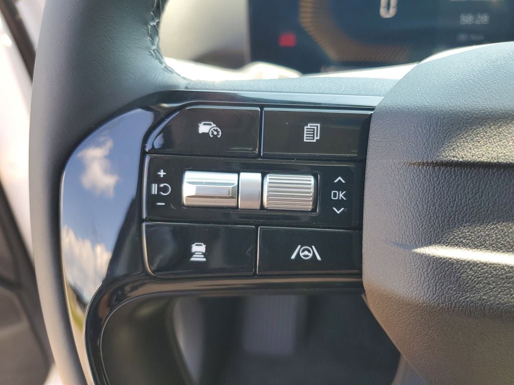 New 2026 Kia Sorento S w/ S Panoramic Sunroof Package FWD image 12