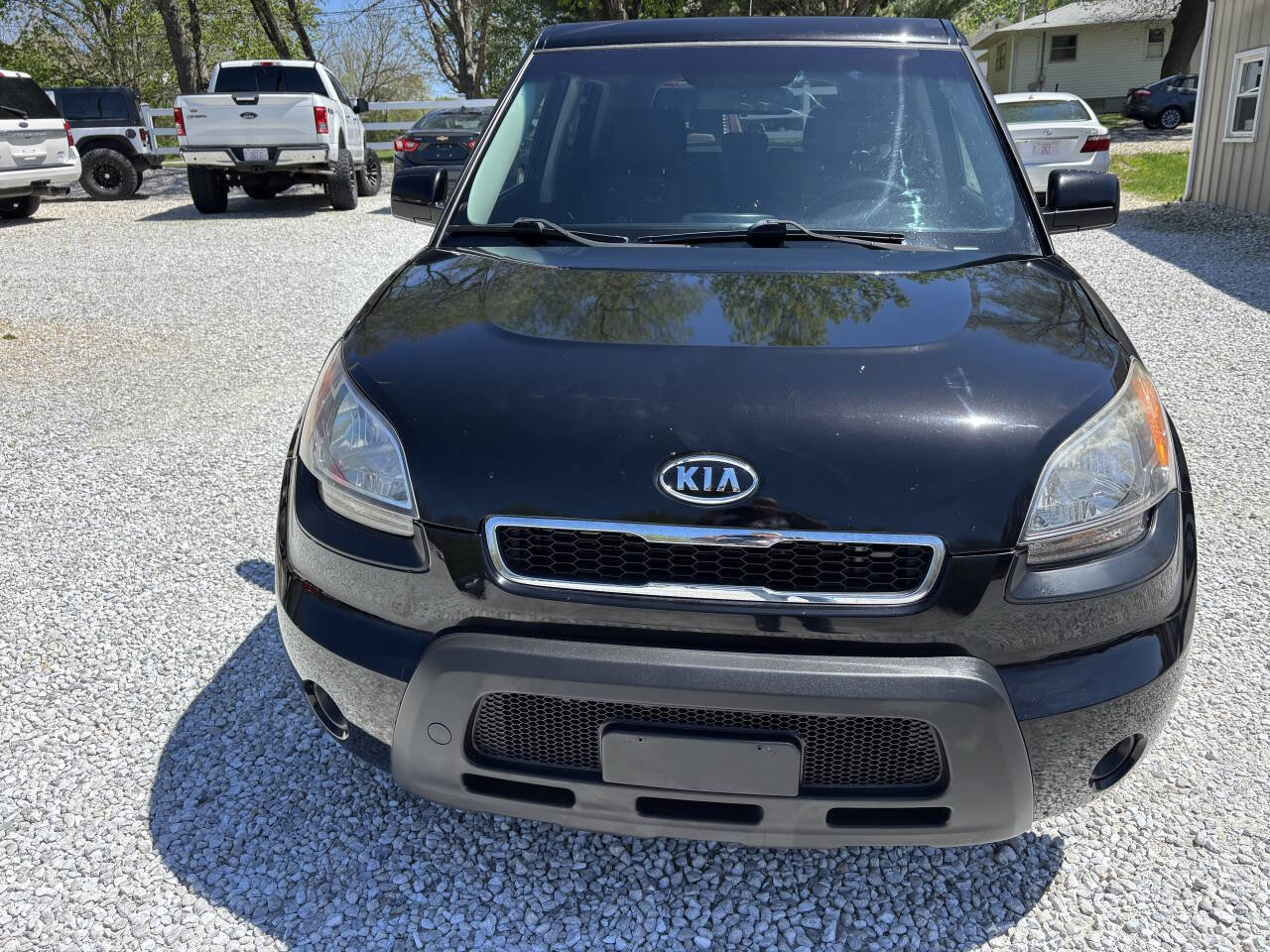 Used 2011 Kia Soul + FWD image 4