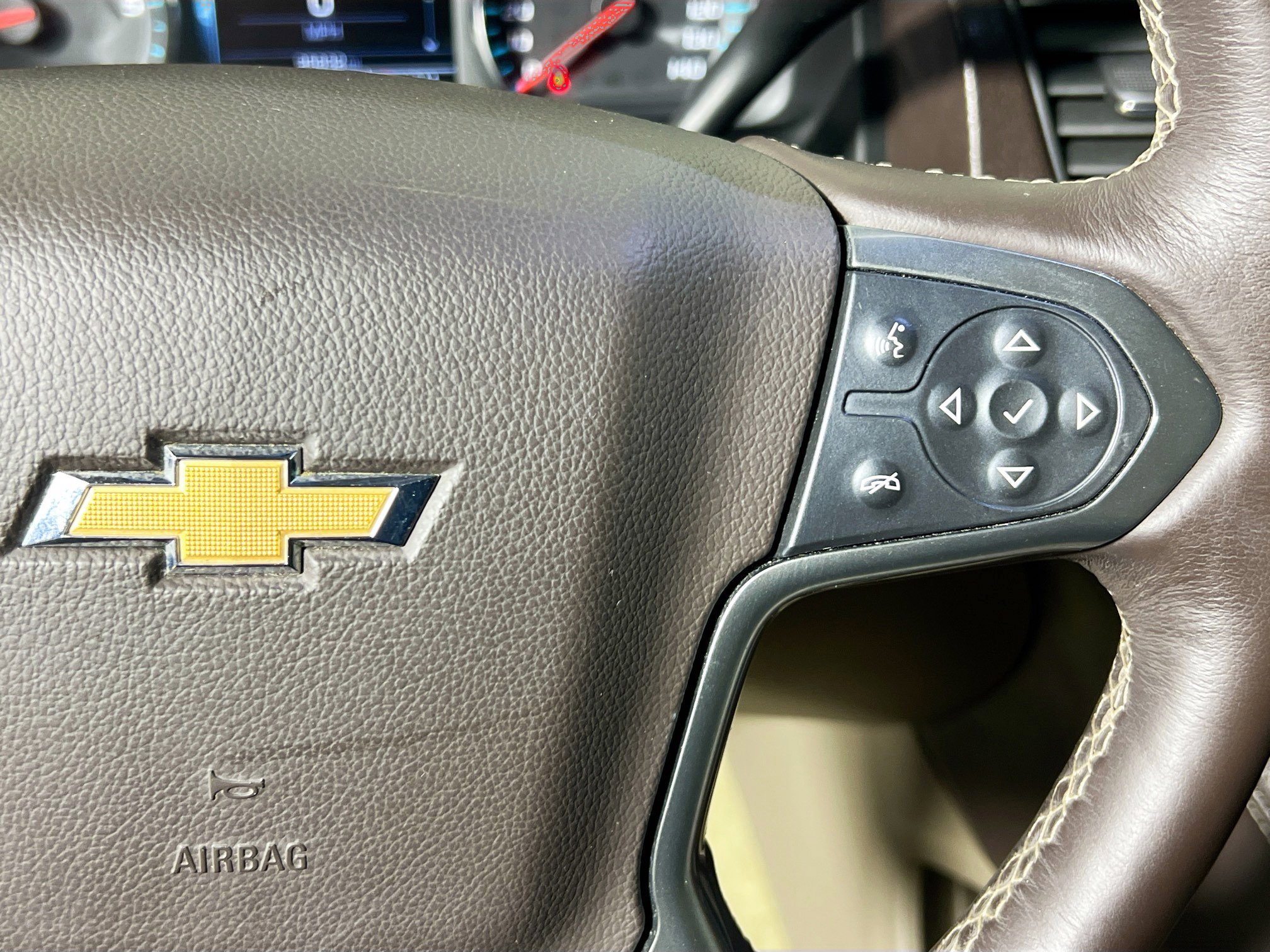 Used 2016 Chevrolet Tahoe LT w/ Luxury Package RWD image 19