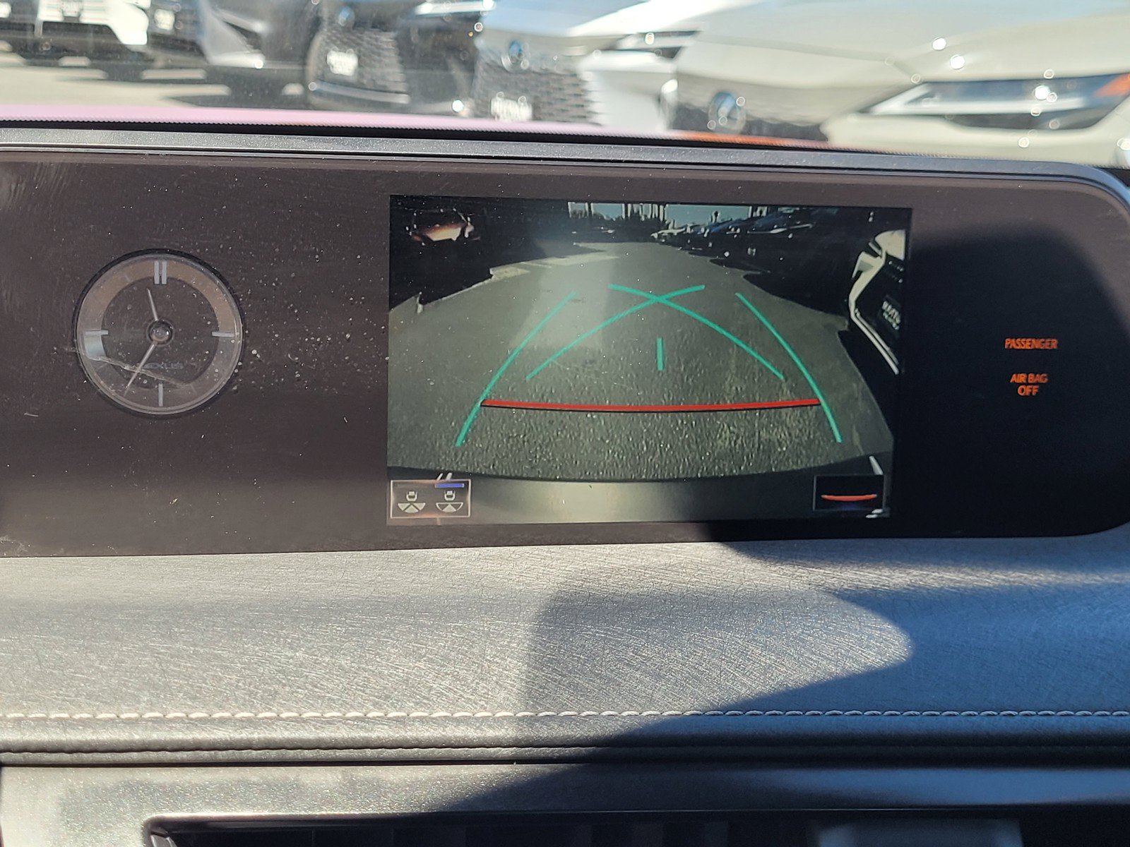 Used 2019 Lexus UX 250h w/ Premium Package AWD/4WD image 14