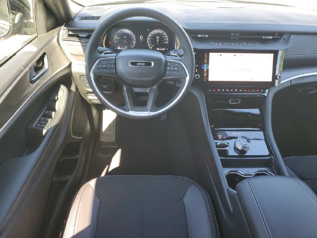 New 2026 Jeep Grand Cherokee L 4WD image 19
