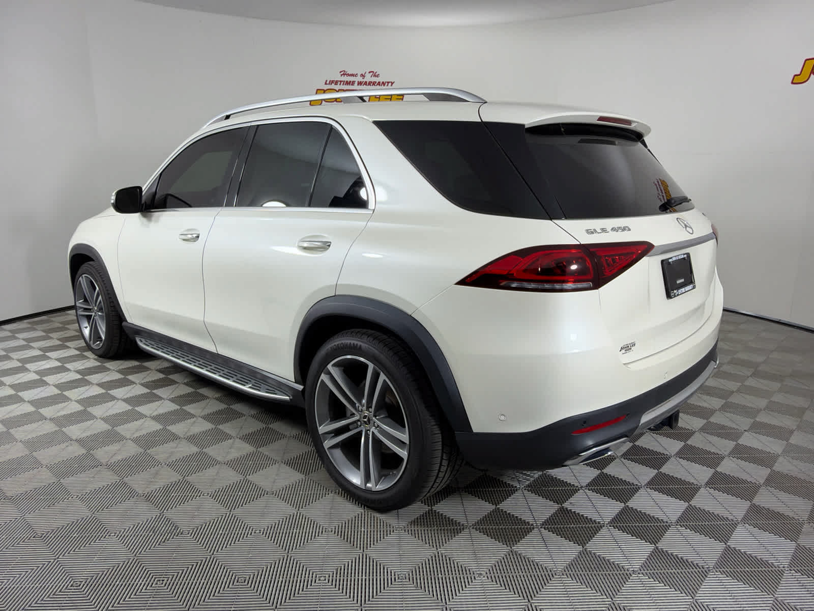 Used 2022 Mercedes-Benz GLE 450 4MATIC image 3