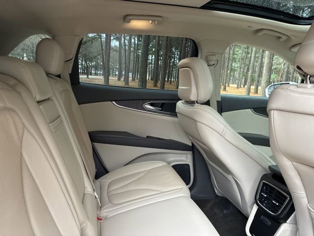 Used 2020 Lincoln Nautilus Reserve w/ Equipment Group 201A image 25