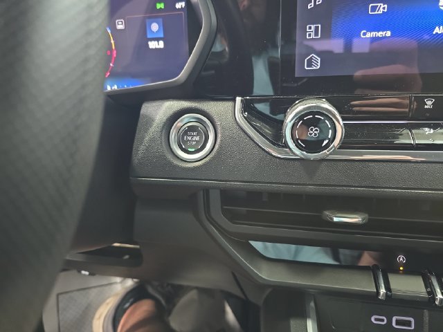 Certified 2024 Chevrolet Colorado Trail Boss w/ Advanced Trailering Package AWD/4WD image 22