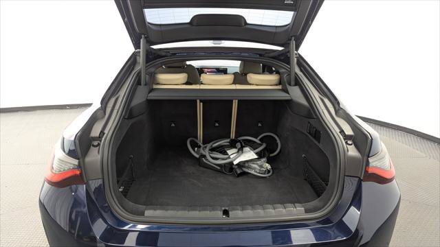 Used 2023 BMW i4 eDrive40 RWD image 18