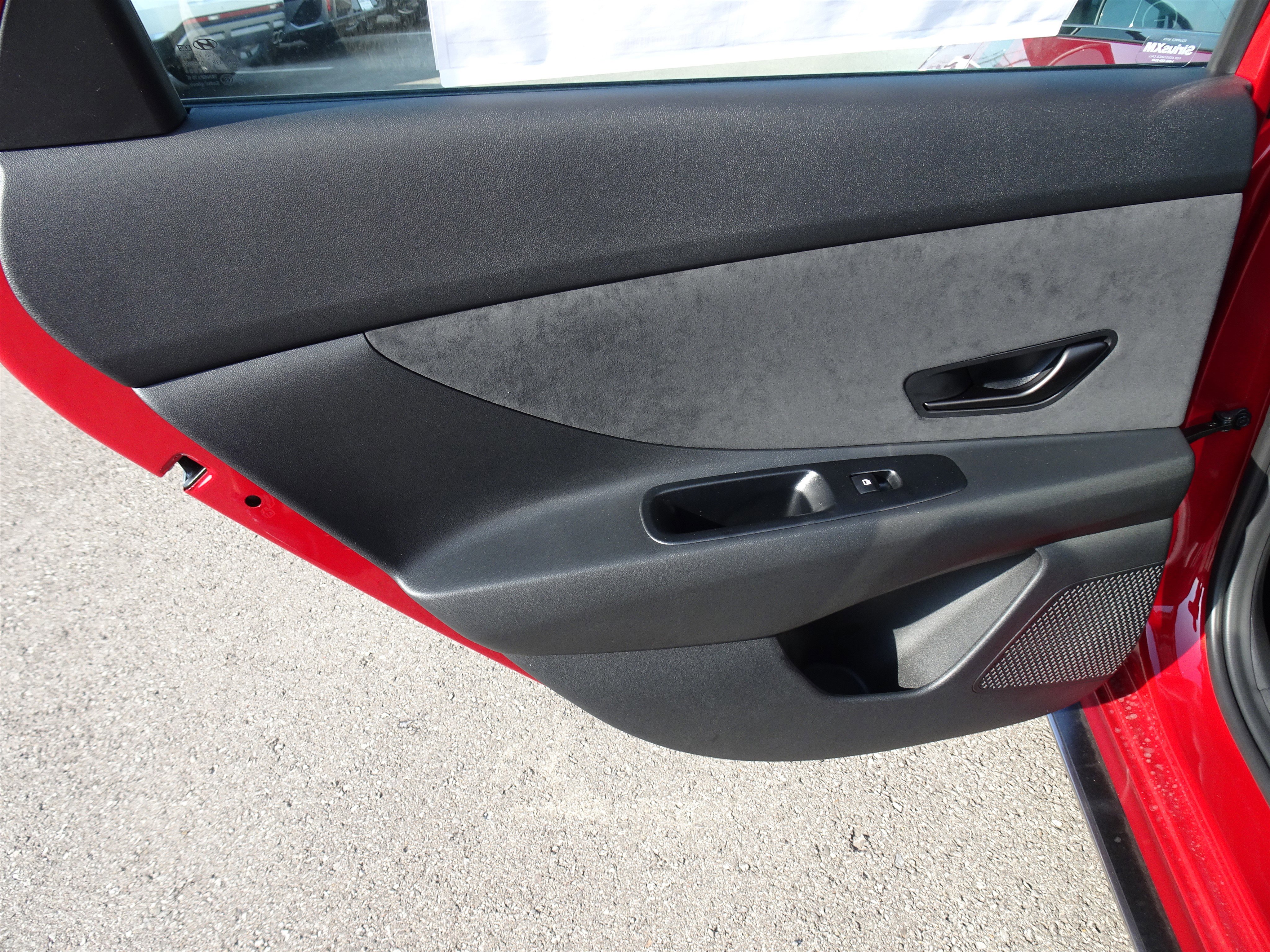 New 2025 Hyundai Elantra N image 13