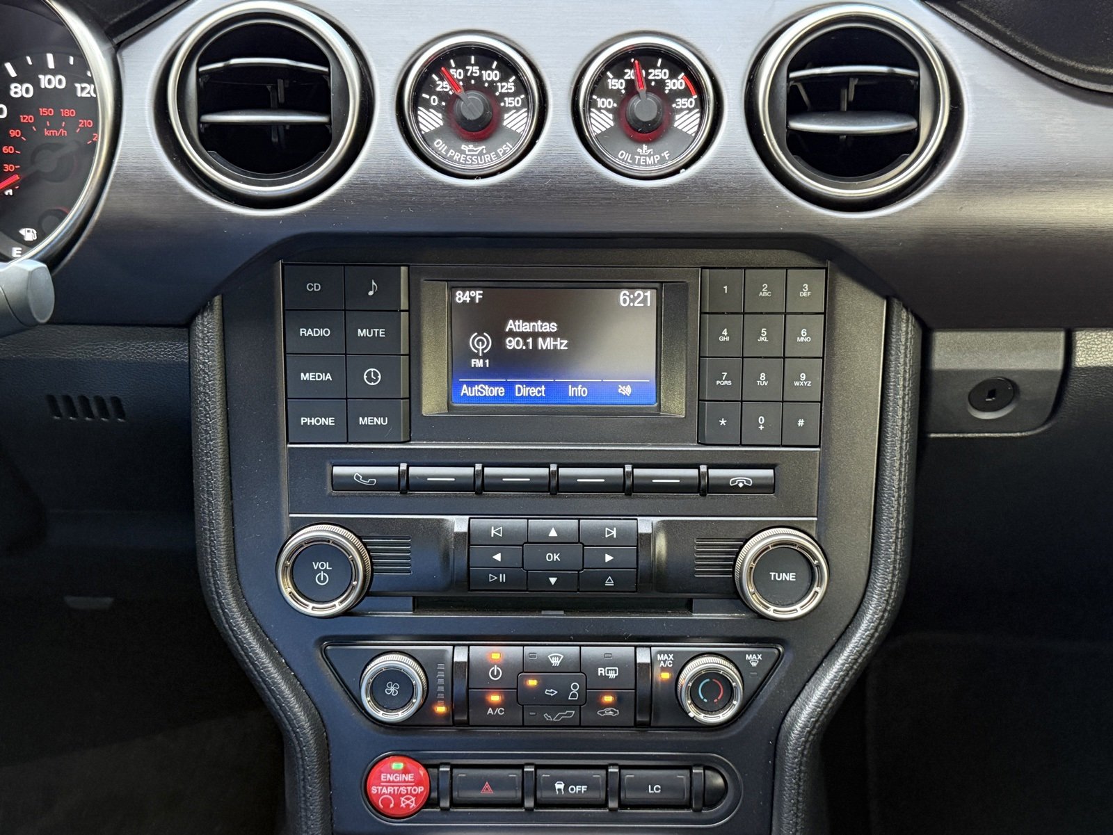 Used 2016 Ford Mustang Shelby GT350 w/ Track Package image 30