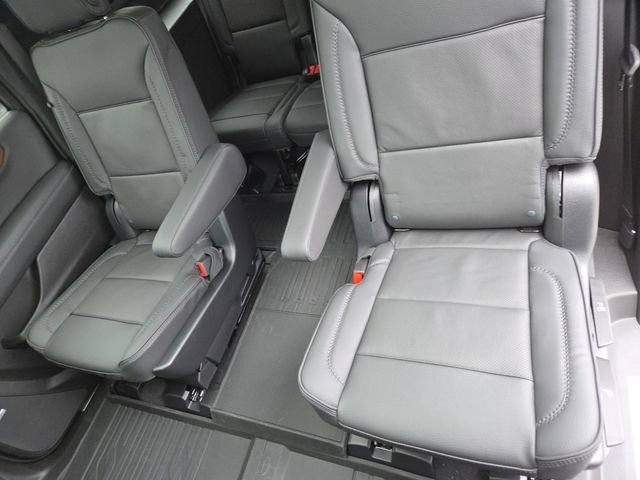 New 2026 GMC Yukon XL Denali w/ Sun & Power Step Package image 32