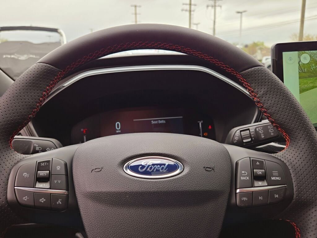 New 2025 Ford Escape ST-Line w/ Tech Pack #1 image 35