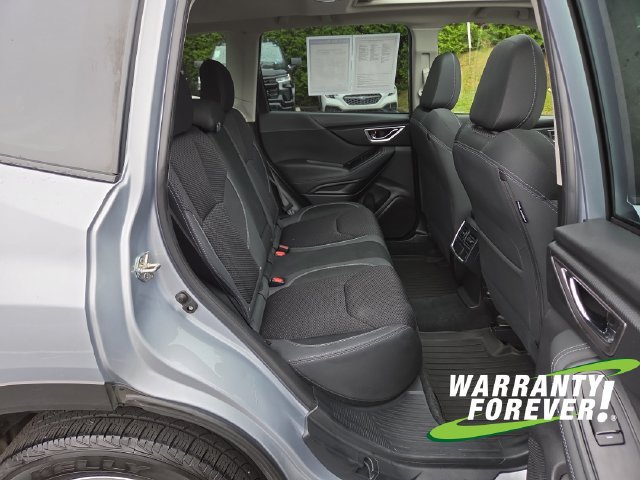 Used 2021 Subaru Forester Premium AWD/4WD image 17