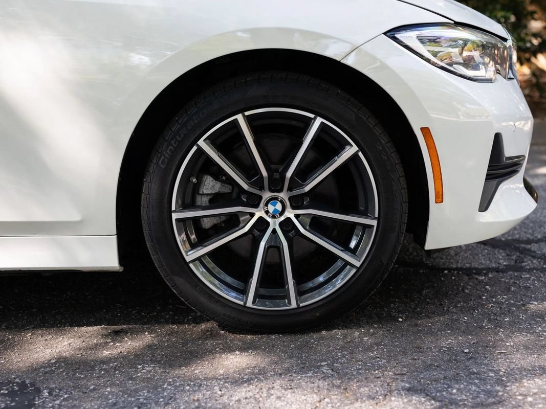 Used 2022 BMW 330i xDrive Sedan w/ Premium Package 2 AWD/4WD image 16
