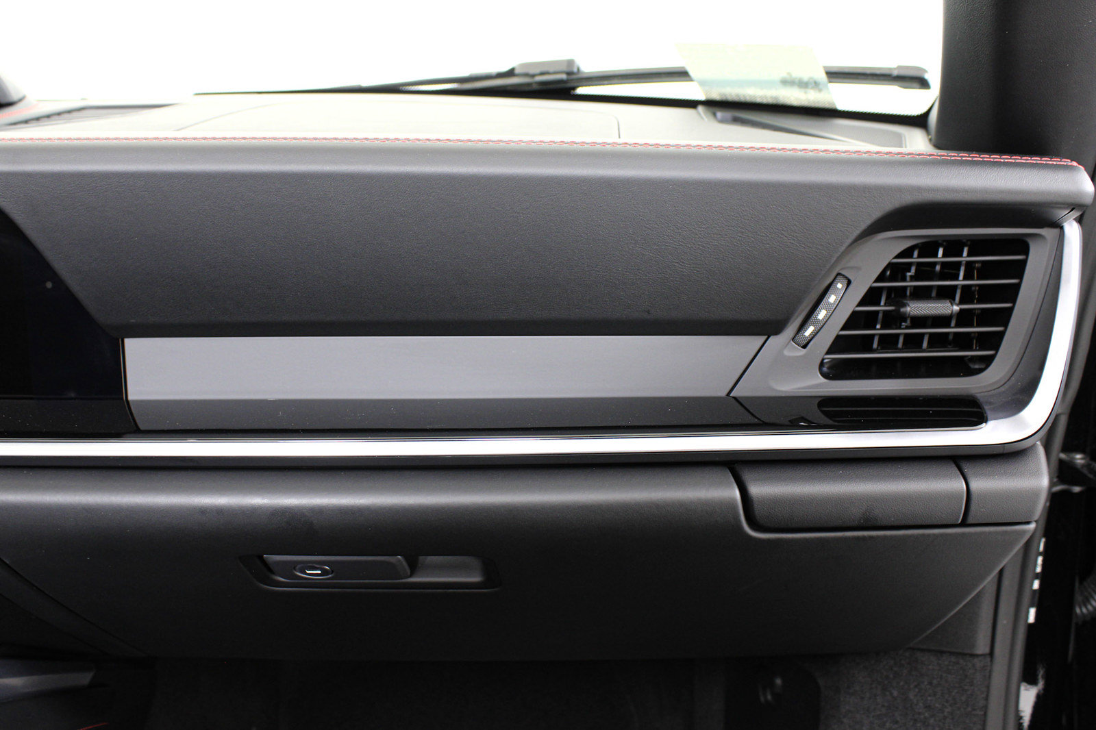 Used 2024 Porsche 911 Turbo S AWD/4WD image 45