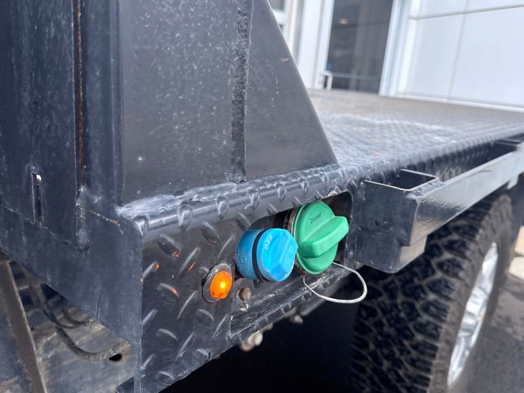 Used 2024 Chevrolet Silverado 2500 LT w/ Convenience Package image 25