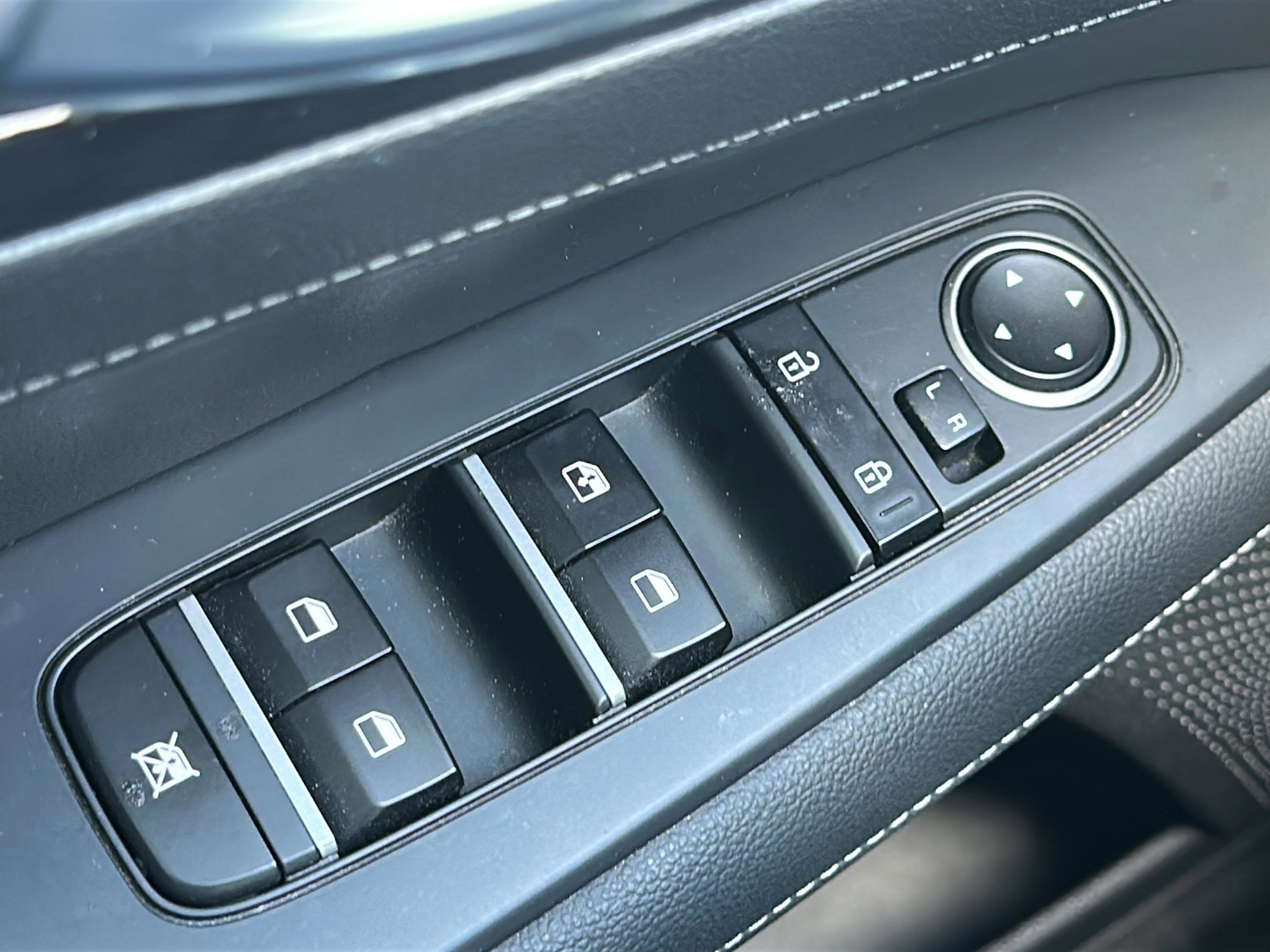 Certified 2024 Kia Forte GT-Line FWD image 16