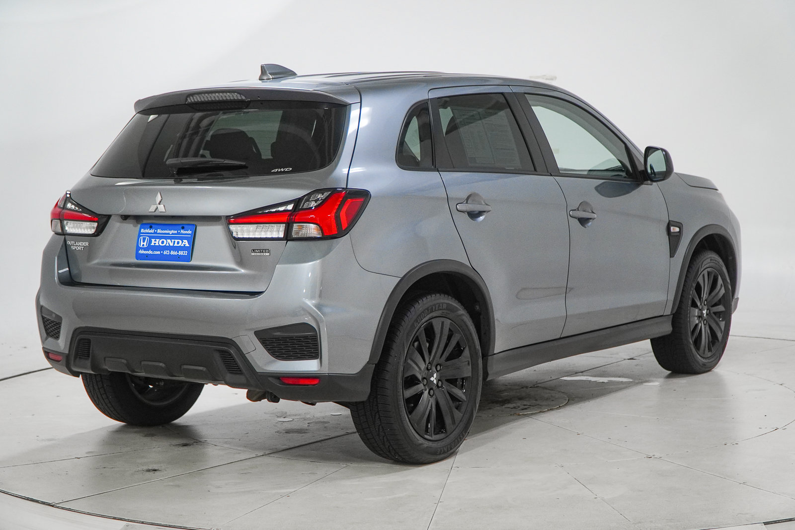 Used 2023 Mitsubishi Outlander Sport AWD image 11