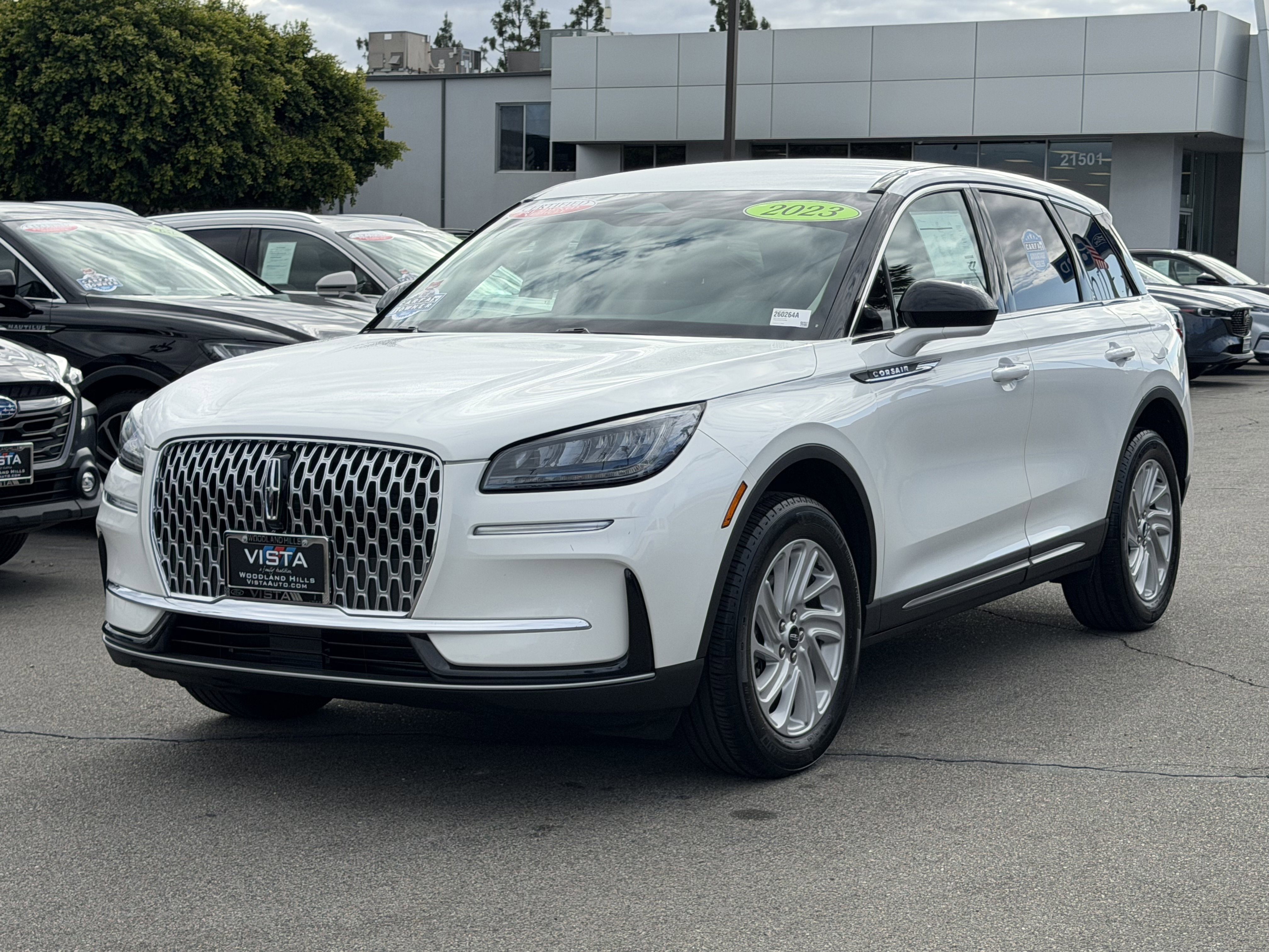 Certified 2023 Lincoln Corsair FWD image 3