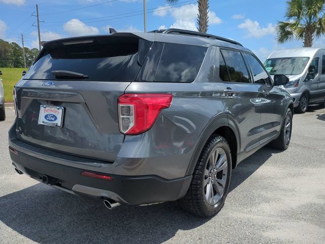 Used 2022 Ford Explorer XLT w/ Equipment Group 202A RWD image 4