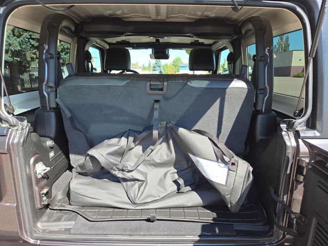 Used 2021 Jeep Wrangler Rubicon AWD/4WD image 32